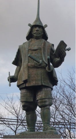 蒲生氏郷銅像